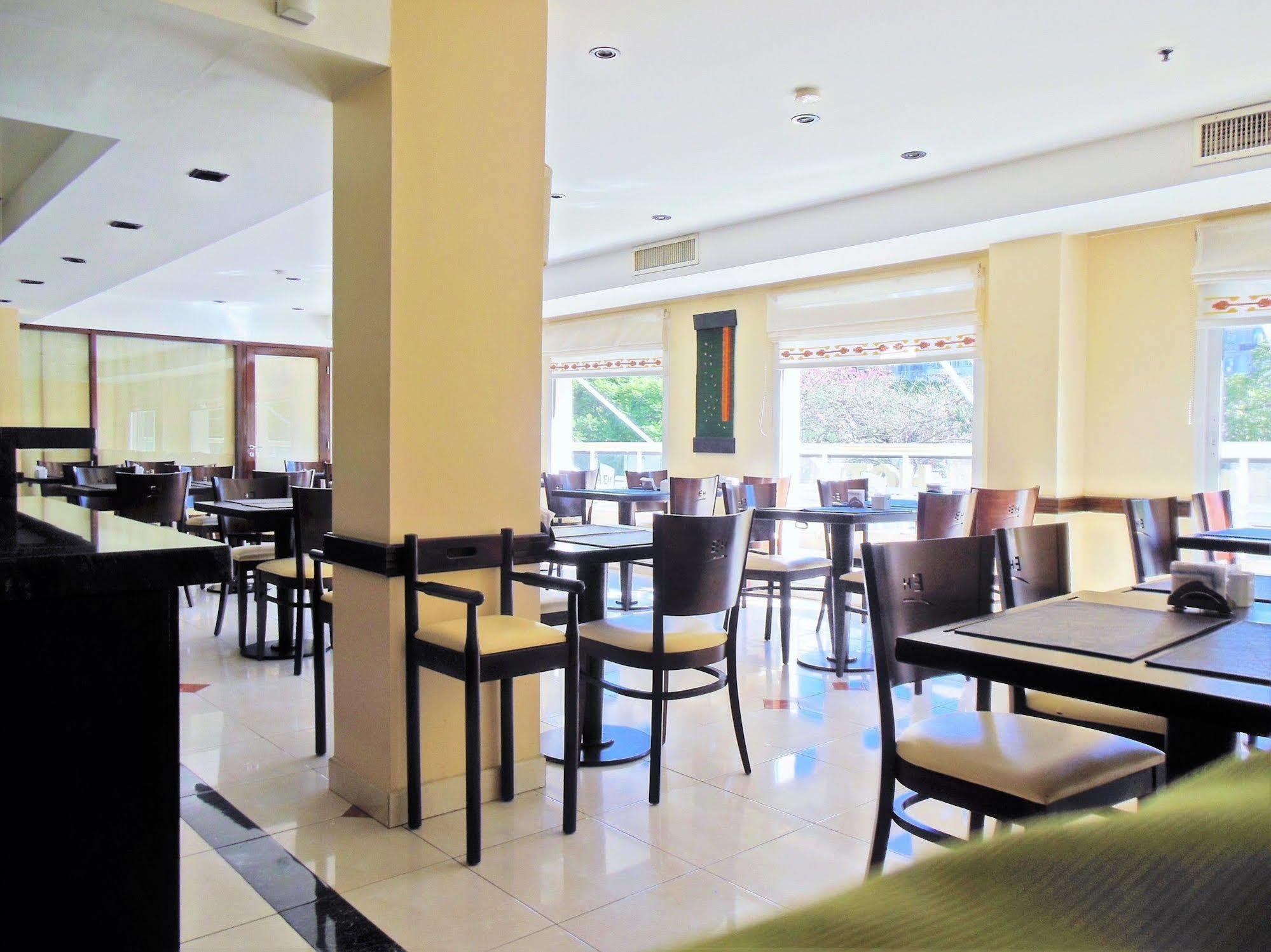 Embajador Hotel 부에노스아이레스 외부 사진